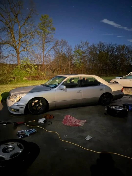1999 Lexus LS 2nd Gen - Image 7 of 10