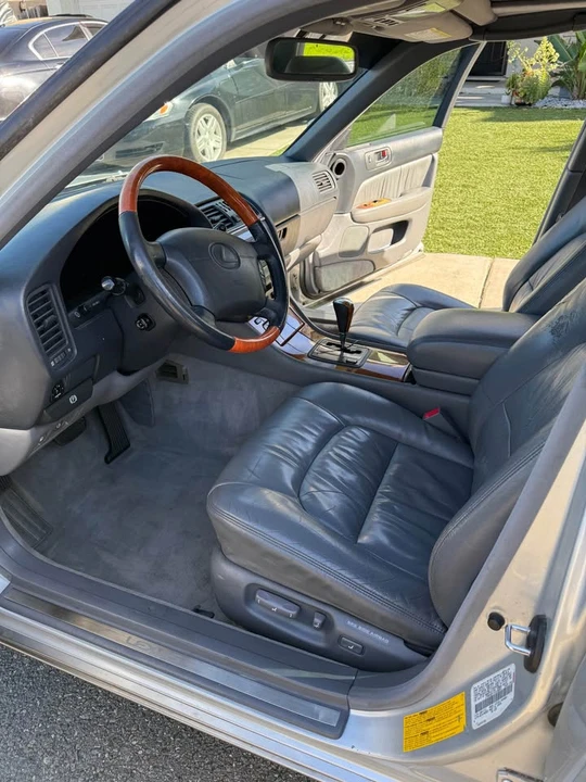 1999 Lexus LS 2nd Gen - Image 2 of 12