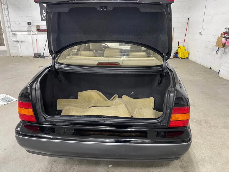 1999 Lexus LS 2nd Gen - Image 13 of 16