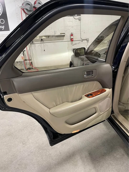 1999 Lexus LS 2nd Gen - Image 7 of 16