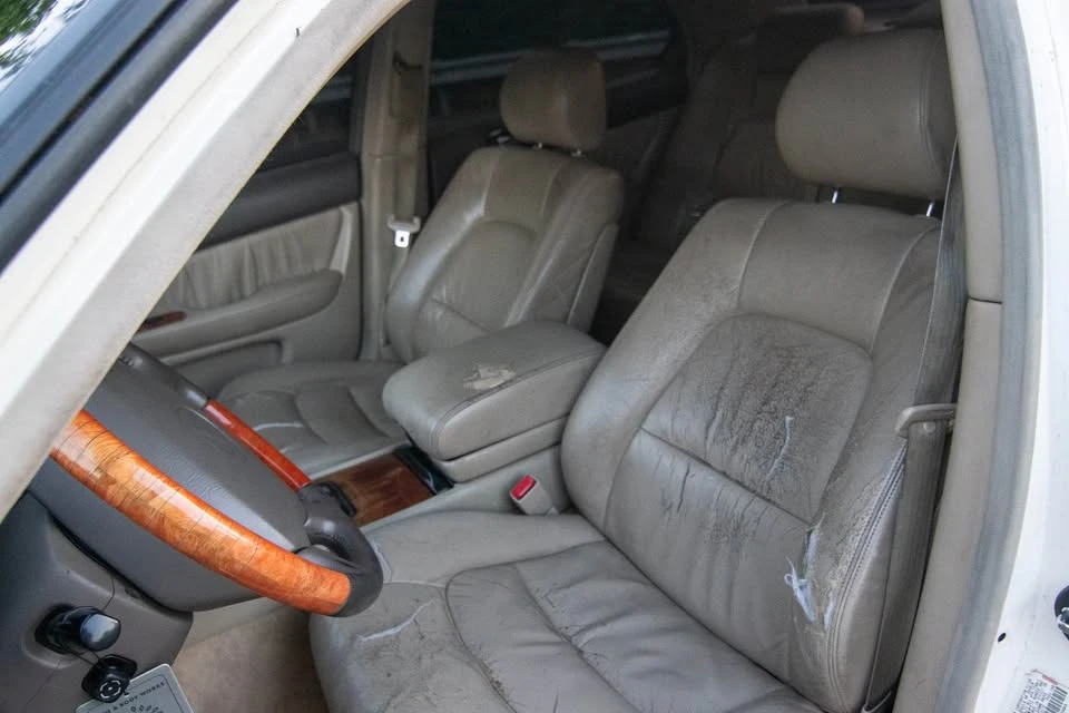 1999 Lexus LS 2nd Gen - Image 4 of 12