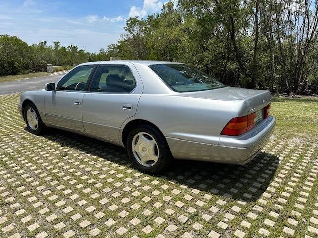 1999 Lexus LS 2nd Gen - Image 6 of 21