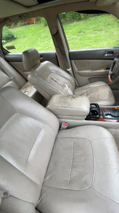 1999 Lexus LS 2nd Gen - Image 6 of 13