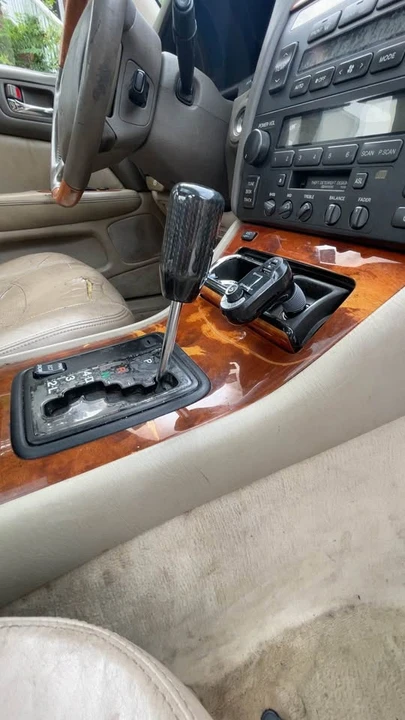 1999 Lexus LS 2nd Gen - Image 5 of 13
