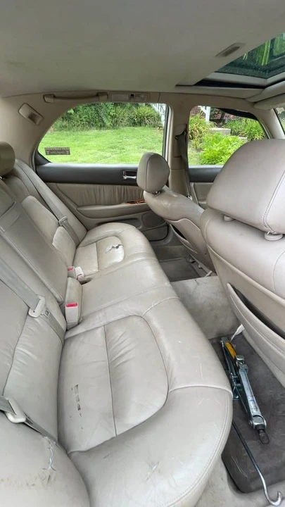 1999 Lexus LS 2nd Gen - Image 8 of 13