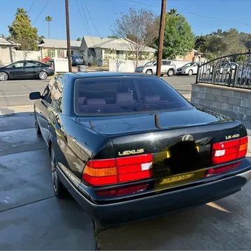 1999 Lexus LS 400 Sedan 4D