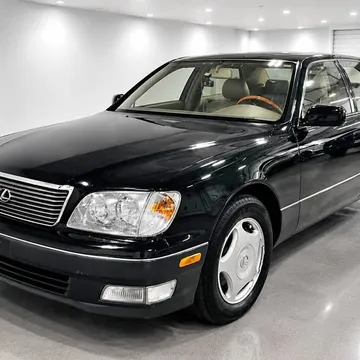 1999 Lexus LS 400 Sedan