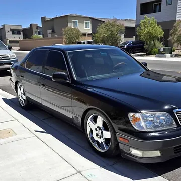 1999 Lexus LS 400 Sedan 4D