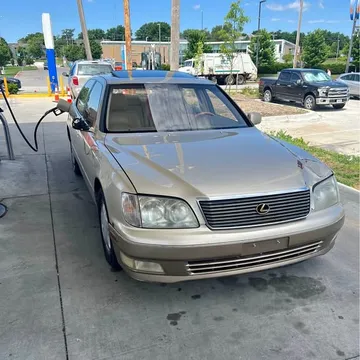 1999 Lexus LS 400