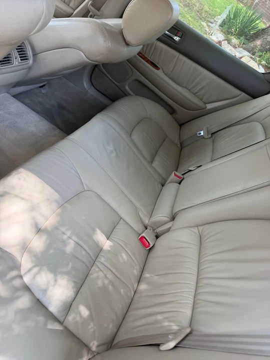 1999 Lexus LS 2nd Gen - Image 6 of 6