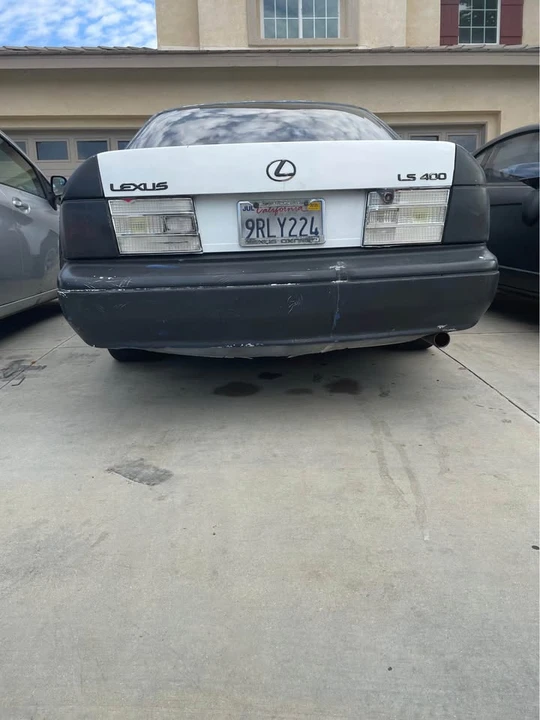 1999 Lexus LS 2nd Gen - Image 9 of 11