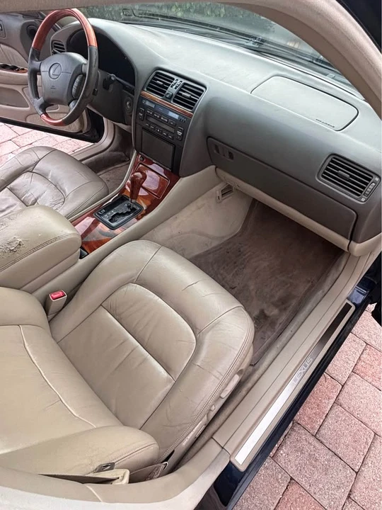 1999 Lexus LS 2nd Gen - Image 13 of 14
