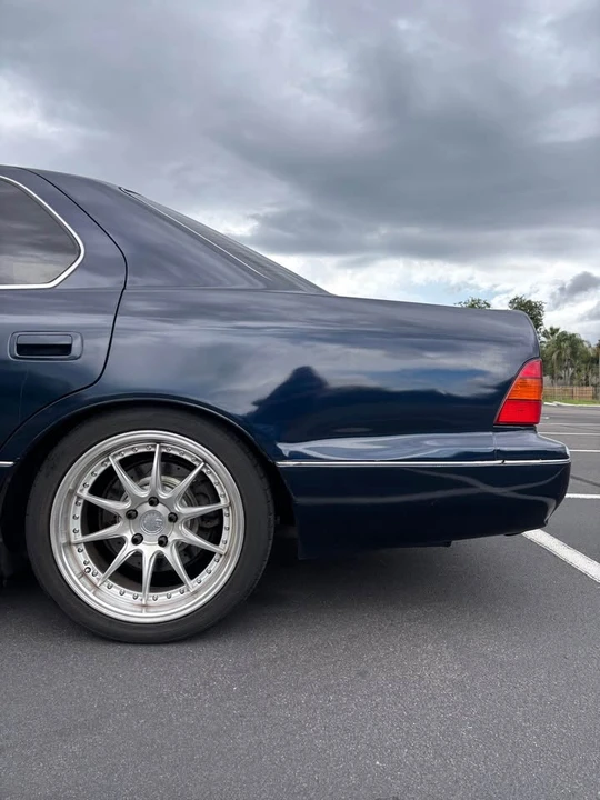 1999 Lexus LS 2nd Gen - Image 4 of 14