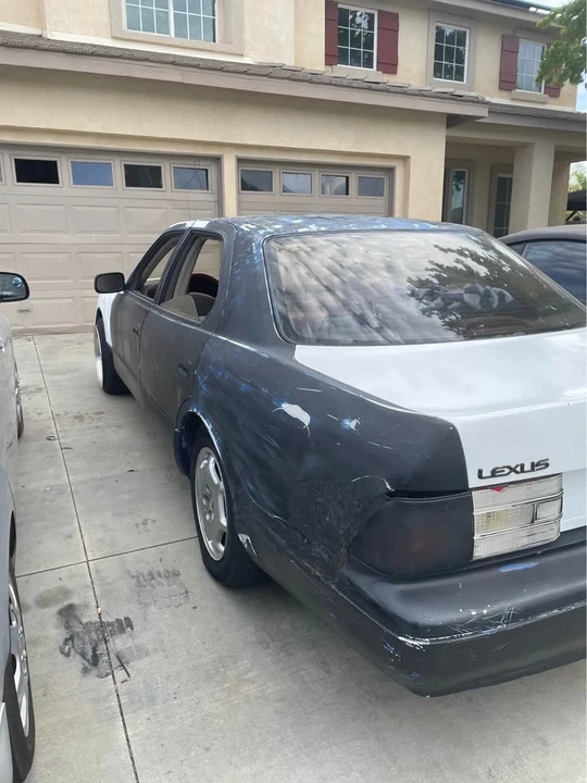 1999 Lexus LS 2nd Gen - Image 8 of 11