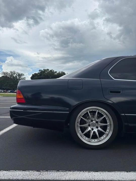 1999 Lexus LS 2nd Gen - Image 7 of 14