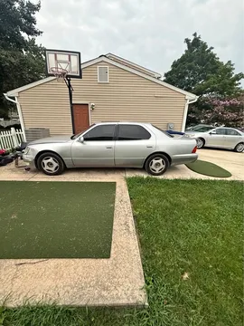 1999 Lexus LS 400 Sedan 4D