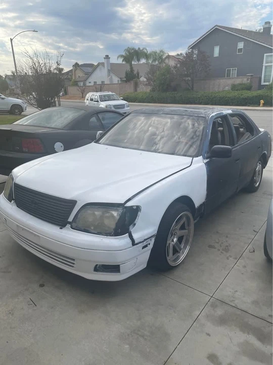 1999 Lexus LS 2nd Gen - Image 4 of 11
