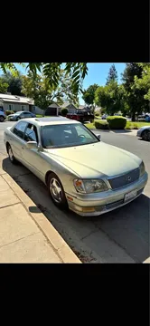 1999 Lexus LS 400 Sedan 4D