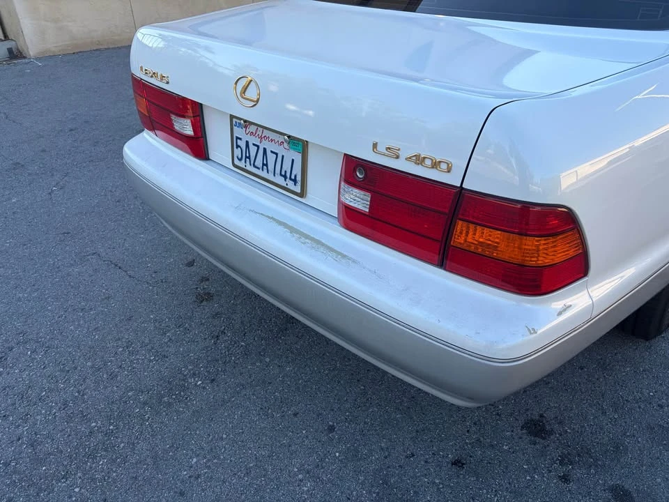 1999 Lexus LS 2nd Gen - Image 13 of 16