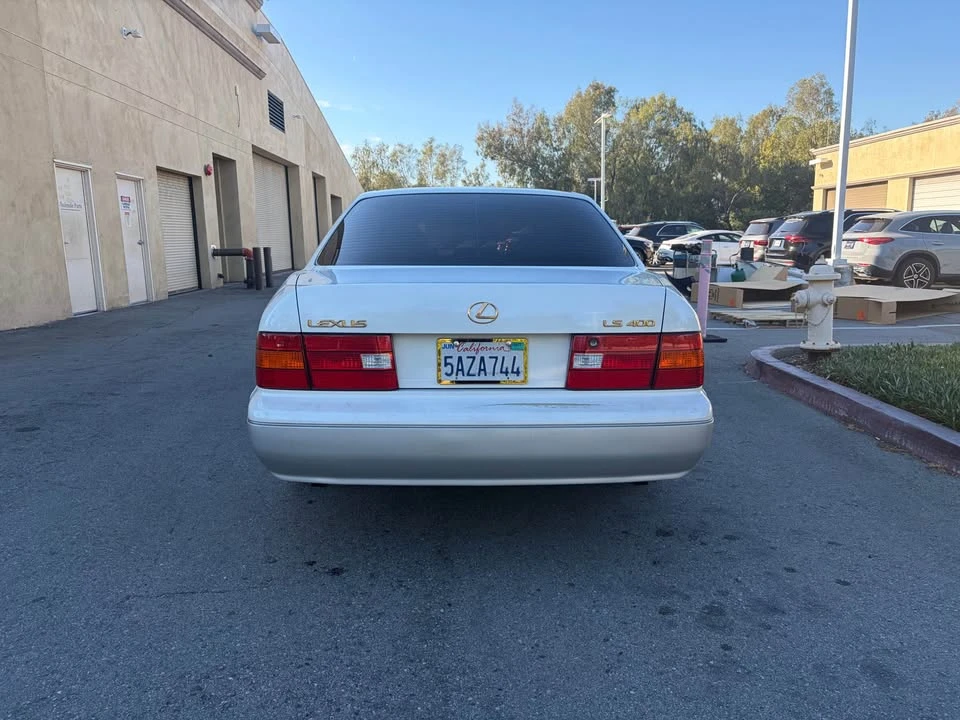 1999 Lexus LS 2nd Gen - Image 6 of 16