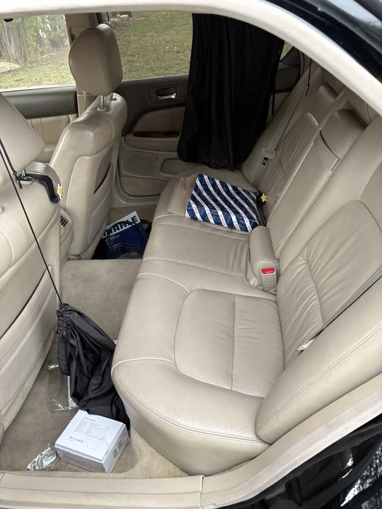 1999 Lexus LS 2nd Gen - Image 6 of 8
