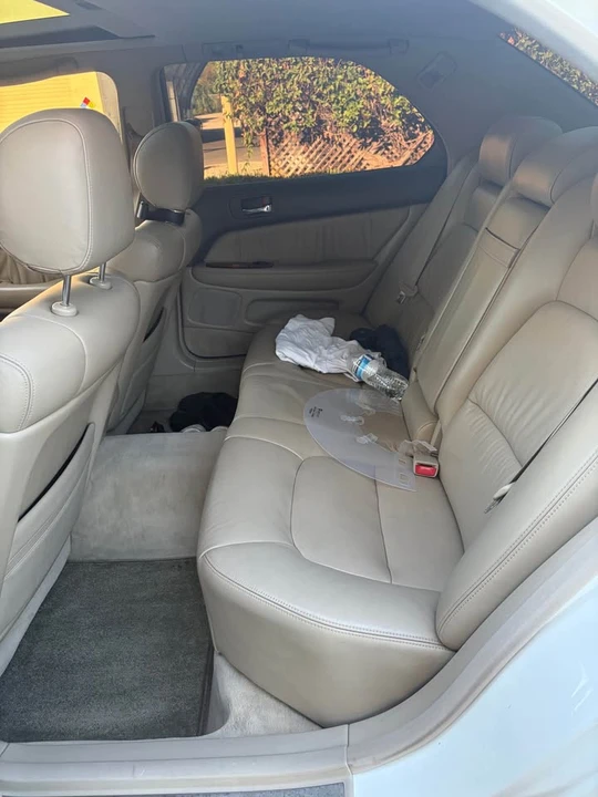 1999 Lexus LS 2nd Gen - Image 16 of 16