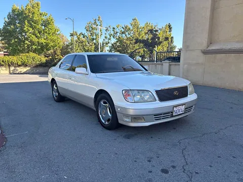 1999 Lexus LS 400 Sedan 4D