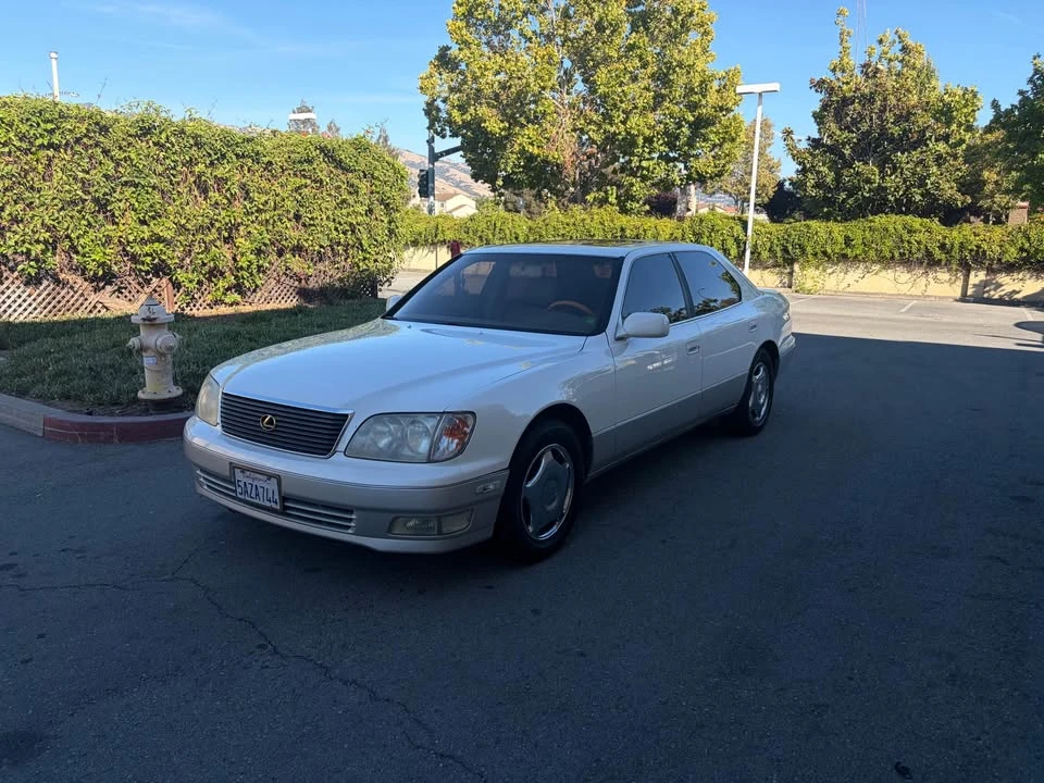 1999 Lexus LS 2nd Gen - Image 3 of 16