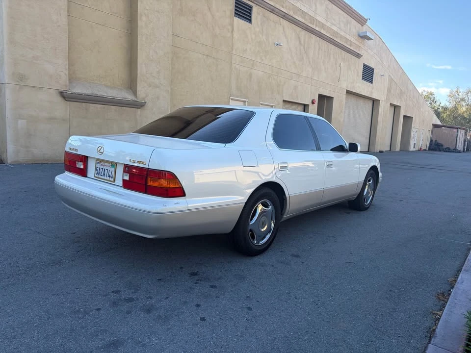 1999 Lexus LS 2nd Gen - Image 7 of 16
