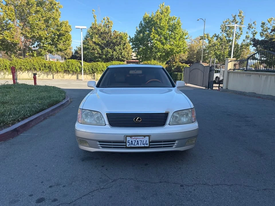 1999 Lexus LS 2nd Gen - Image 2 of 16