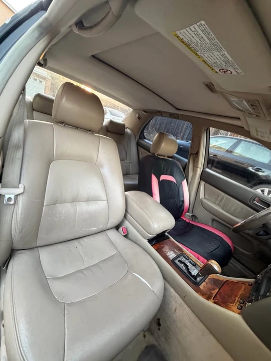 1999 Lexus LS 2nd Gen - Image 8 of 12