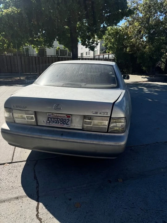 1999 Lexus LS 2nd Gen - Image 3 of 6