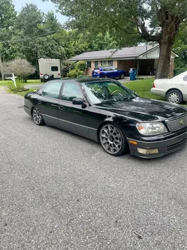 1999 Lexus LS 400 Sedan