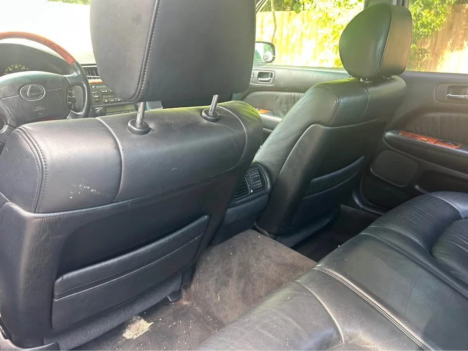1999 Lexus LS 2nd Gen - Image 19 of 20