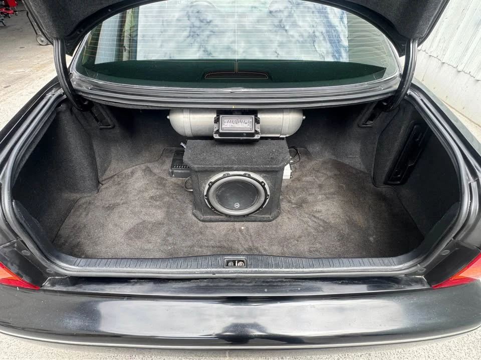 1999 Lexus LS 2nd Gen - Image 6 of 9