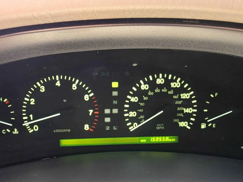 1999 Lexus LS 2nd Gen - Image 16 of 18
