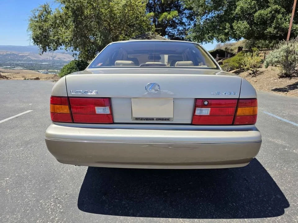 1999 Lexus LS 2nd Gen - Image 8 of 18
