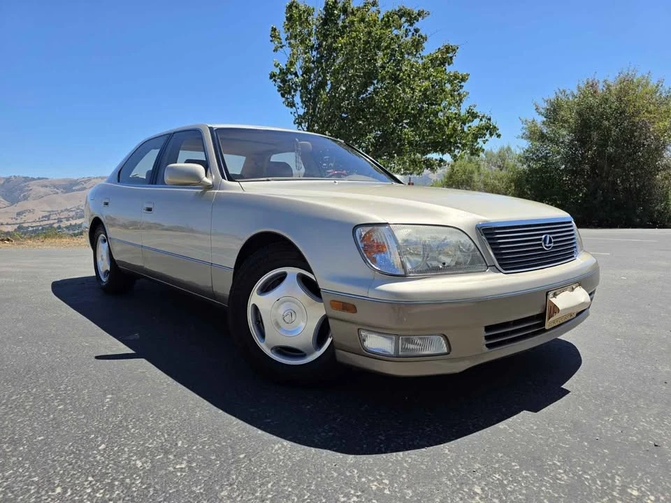 1999 Lexus LS 2nd Gen - Image 2 of 18