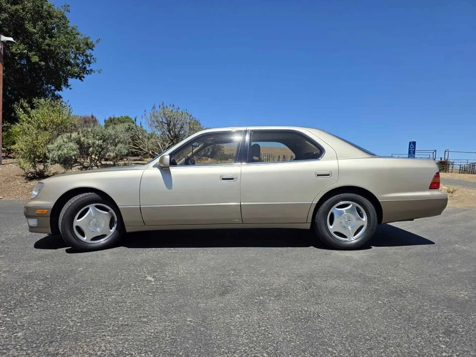 1999 Lexus LS 2nd Gen - Image 6 of 18