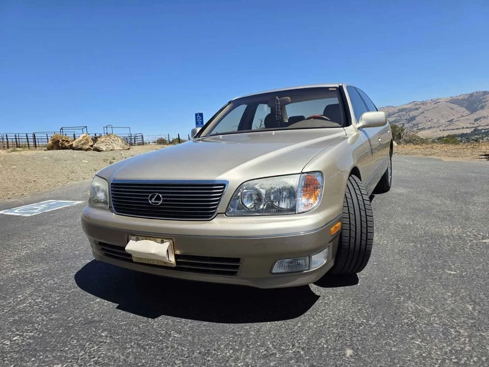 1999 Lexus LS 2nd Gen - Image 3 of 18