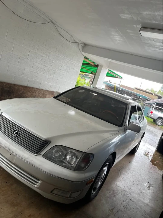 1999 Lexus LS 2nd Gen - Image 3 of 6