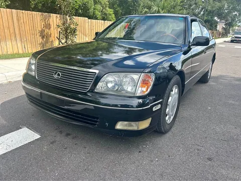 1999 Lexus LS 400 Sedan 4D
