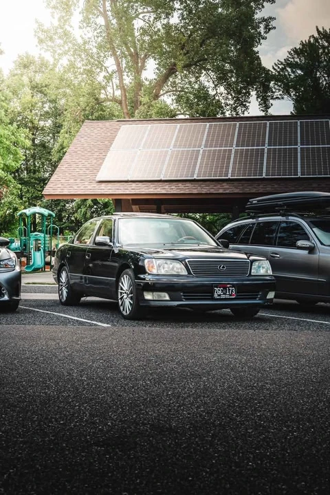 1999 Lexus LS 2nd Gen - Image 3 of 12