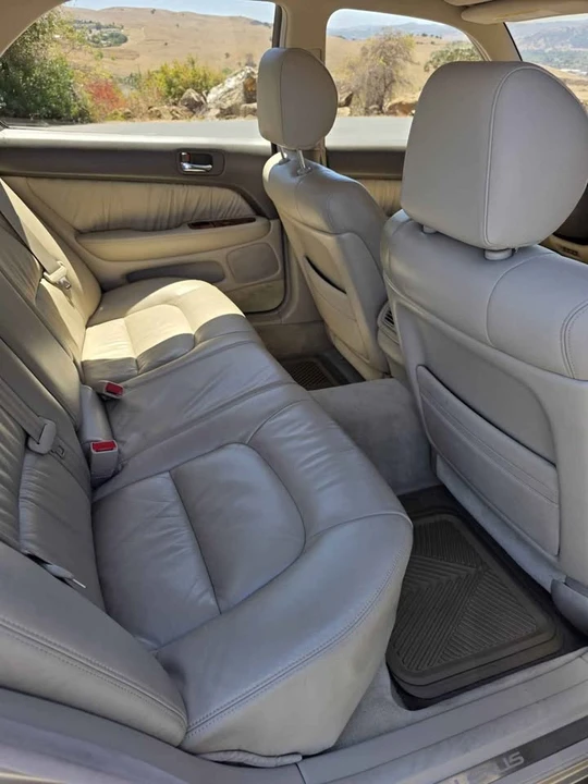 1999 Lexus LS 2nd Gen - Image 15 of 18