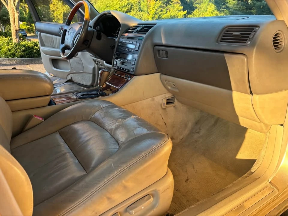 1999 Lexus LS 2nd Gen - Image 8 of 9