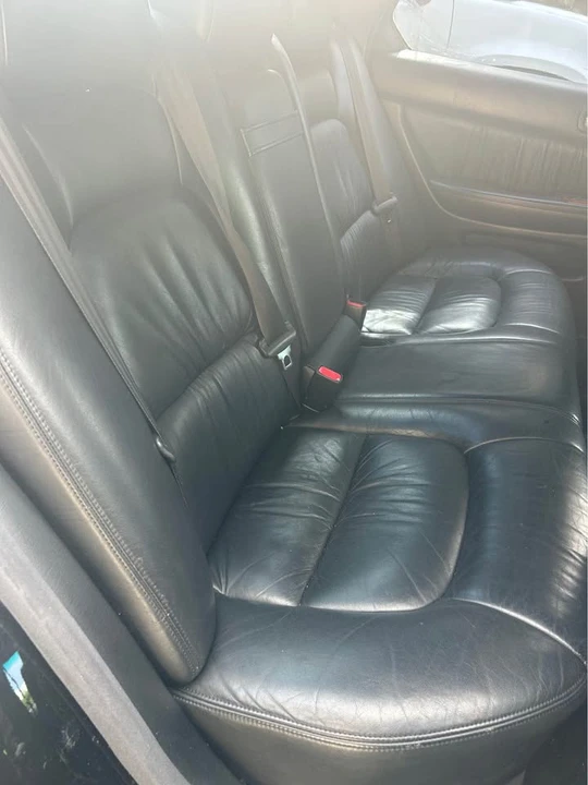 1999 Lexus LS 2nd Gen - Image 16 of 20