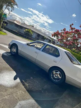 1999 Lexus LS 400 Sedan 4D