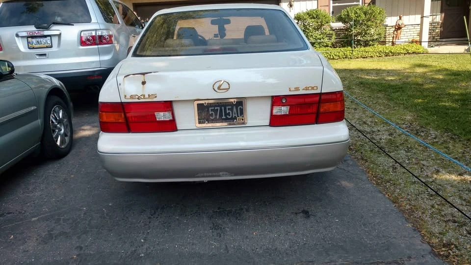 1999 Lexus LS 2nd Gen - Image 7 of 18