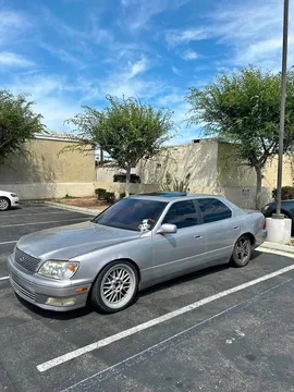 1999 Lexus LS 400 Sedan
