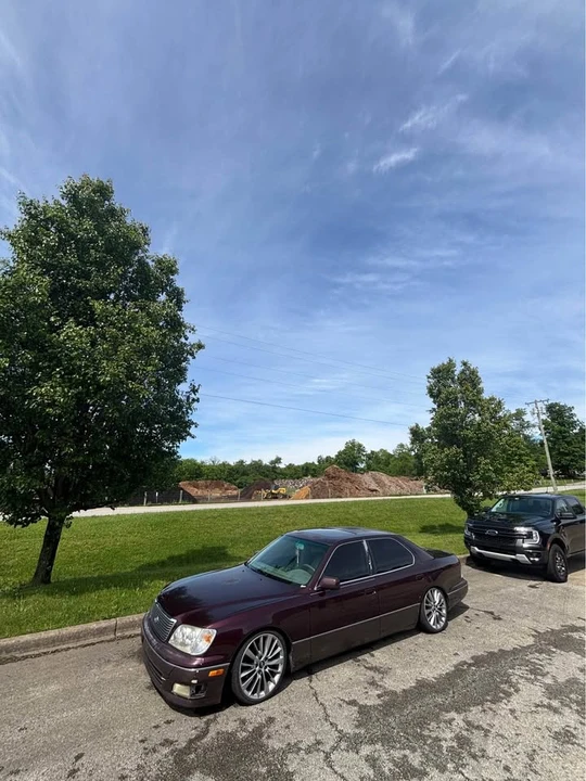1999 Lexus LS 2nd Gen - Image 3 of 7